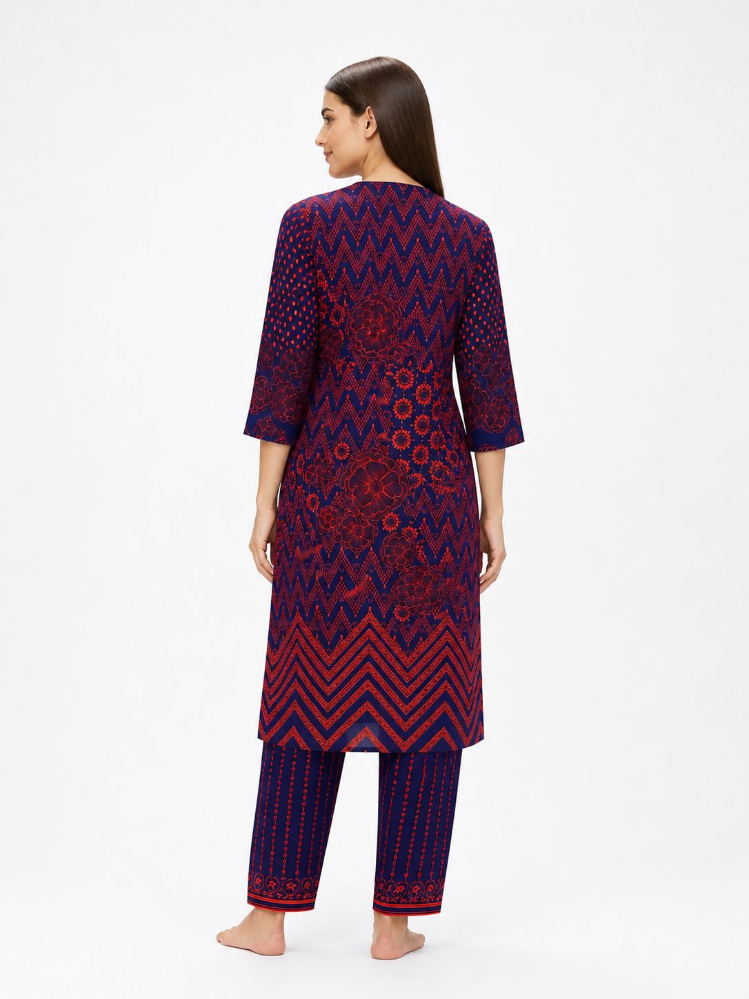 ETHNIC SUIT