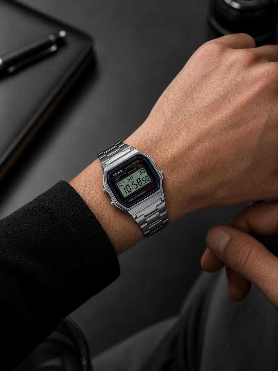 CASIO VINTAGE DIGITAL WATCH